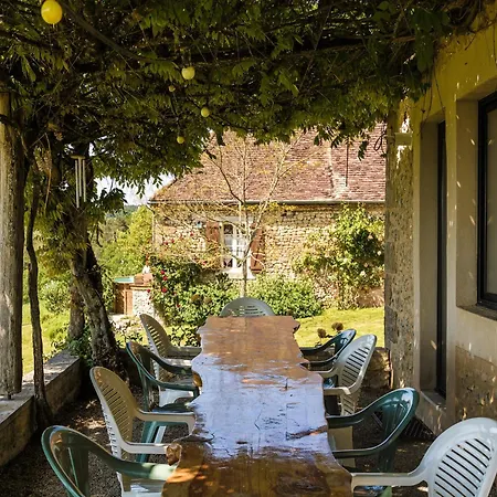 With Private Pool Large Garden And Playground Casa vacanze *