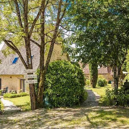 With Private Pool Large Garden And Playground Casa vacanze *